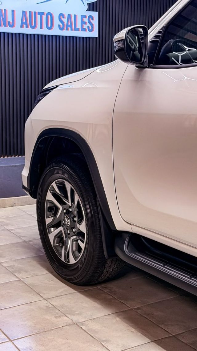 2026 Toyota Fortuner 2.4 GD-6 Raised Body Auto, photo 2