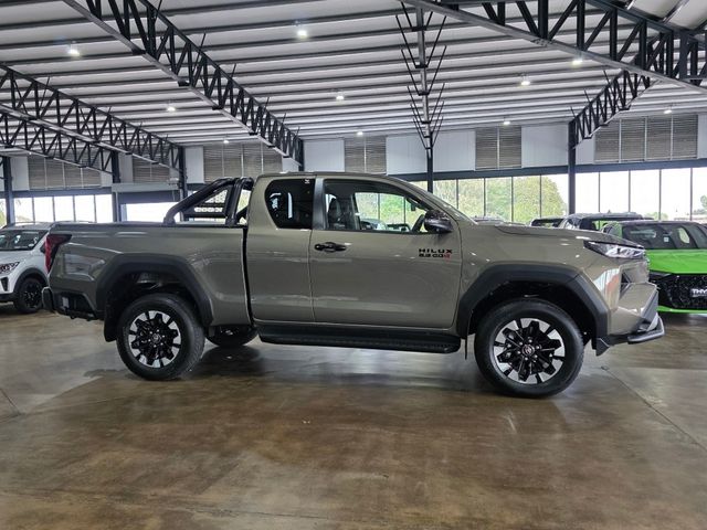 2026 Toyota Hilux 2.8 GD-6 RB Raider X 4x4 Auto Extended Cab, photo 2