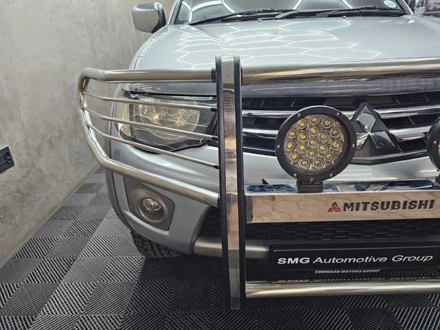 2014 Mitsubishi Triton 2.5 DI-D Double-Cab, photo 5
