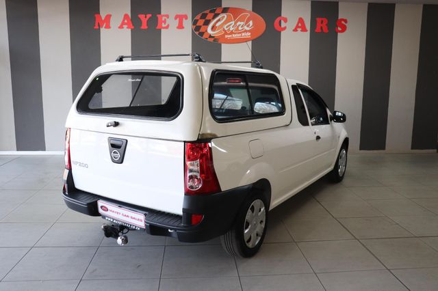 2023 Nissan NP200 1.6 A/C Safety Pack, photo 3