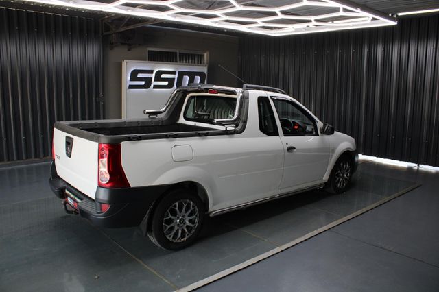 2020 Nissan NP200 1.6 A/C Safety Pack, photo 4