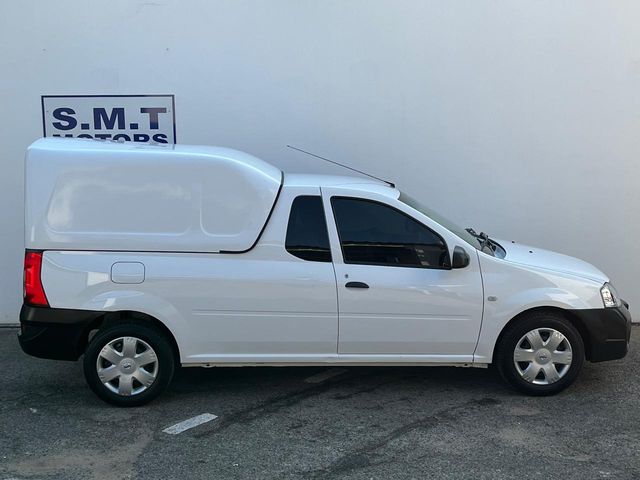 2023 Nissan NP200 1.6 A/C Safety Pack, photo 2