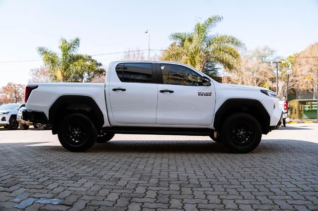 2026 Toyota Hilux 2.8 GD-6 Raider 4x4 Auto Double-Cab, photo 5