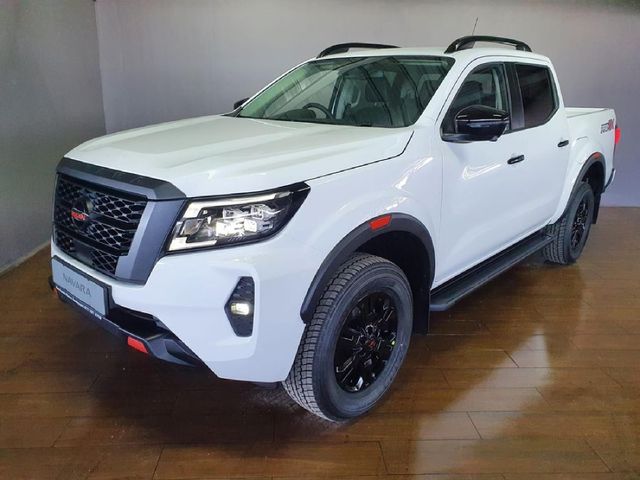 2026 Nissan Navara 2.5 DDTi PRO-2X Auto Double-Cab, photo 3