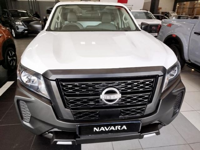 2026 Nissan Navara 2.5 DDTi XE Single-Cab, photo 2