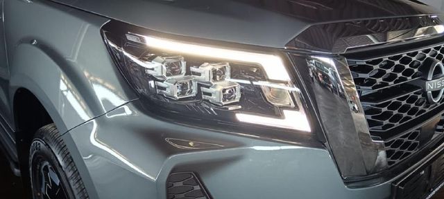 2026 Nissan Navara 2.5 DDTi LE Plus Auto Double-Cab, photo 3