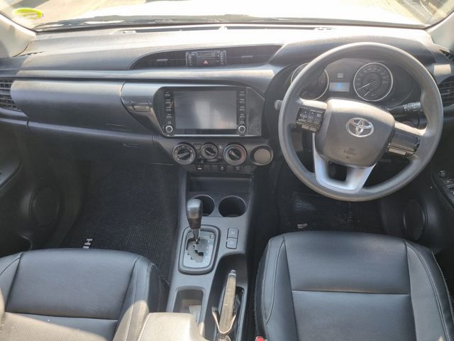 2020 Toyota Hilux 2.4 GD-6 Raised Body SRX Auto Double-Cab, photo 4