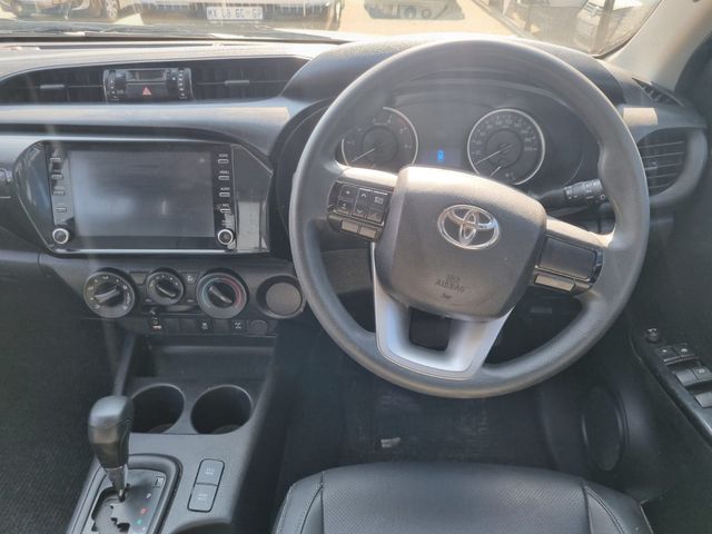2020 Toyota Hilux 2.4 GD-6 Raised Body SRX Auto Double-Cab, photo 5