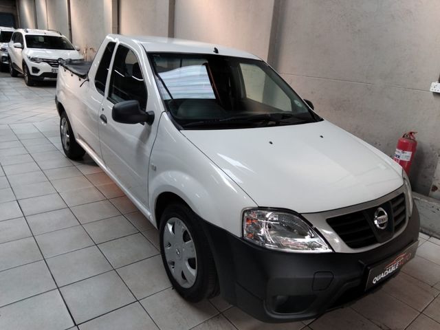 2020 Nissan NP200 1.6 A/C Safety Pack