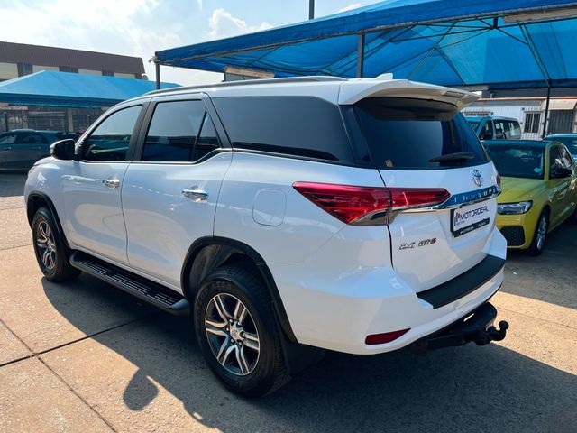 2019 Toyota Fortuner 2.4 GD-6 Raised Body Auto, photo 5