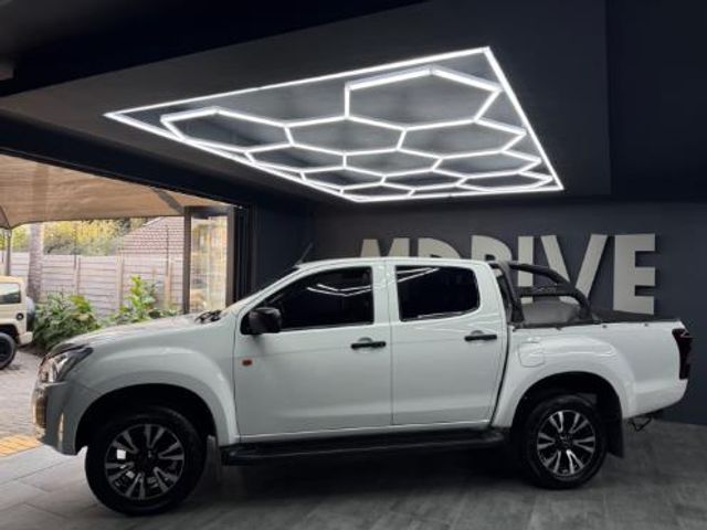 2021 Isuzu D-Max 250 HO LE Auto Double-Cab, photo 3