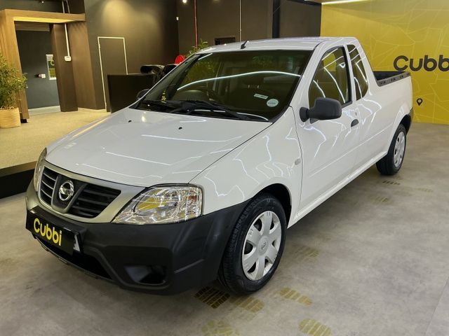2022 Nissan NP200 1.6 A/C Safety Pack, photo 3