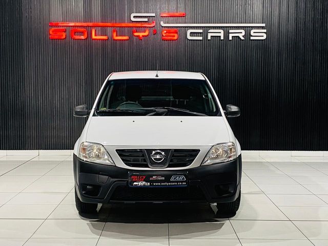 2018 Nissan NP200 1.6 Aircon Safety Pack Manual (Petrol), photo 2