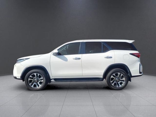 2025 Toyota Fortuner 2.8 GD-6 R/B Auto, photo 4