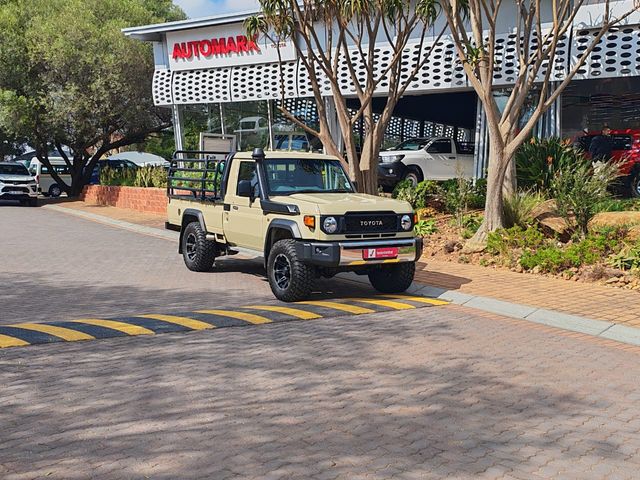 2024 Toyota Land Cruiser 79 4.5 D Single-Cab