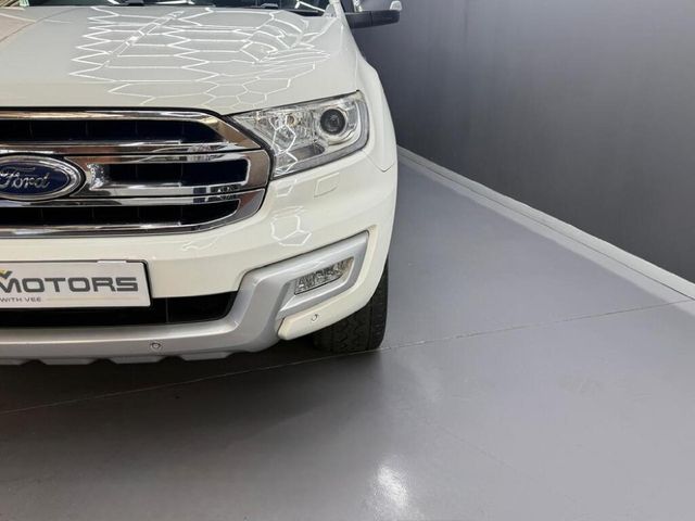 2016 Ford Everest 3.2 TDCi LTD 4x4 Auto, photo 3