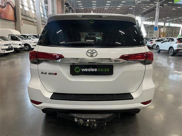 2020 Toyota Fortuner 2.4 GD-6 Raised Body Auto, photo 4