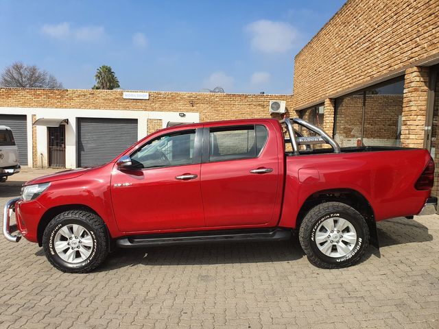 2017 Toyota Hilux 2.8 GD-6 Raider 4x4 Double-Cab Auto, photo 5