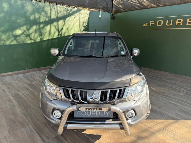 2017 Mitsubishi Triton 2.4 Di-Dc Auto Double-Cab, photo 2