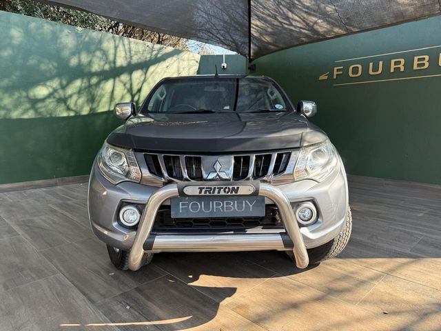 2017 Mitsubishi Triton 2.4 Di-Dc Auto Double-Cab, photo 3