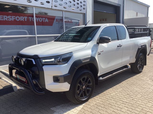 2021 Toyota Hilux 2.8 GD-6 Raised Body Legend Extended Cab, photo 2