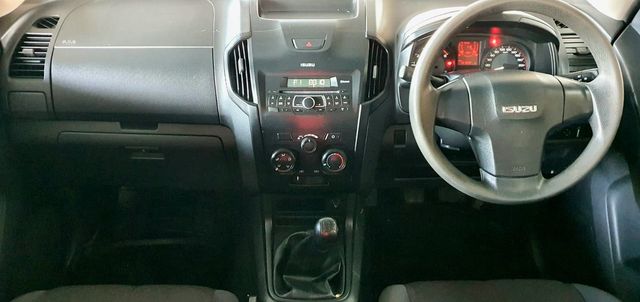 2021 Isuzu D-Max 250 HO Double-Cab, photo 5