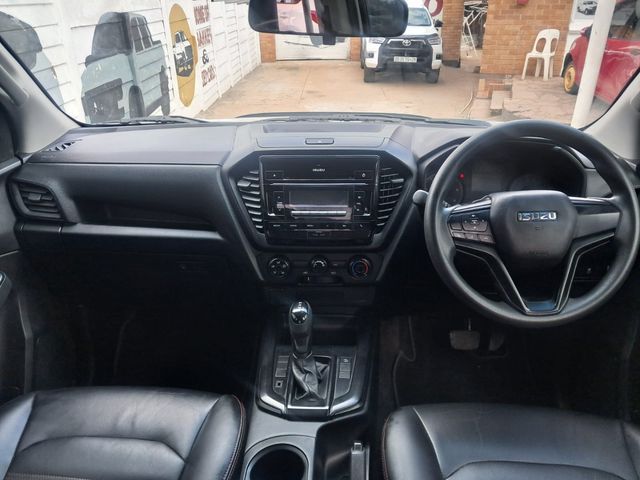 2023 Isuzu D-Max 1.9 DDI HR L Auto Double-Cab, photo 4