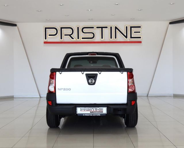 2022 Nissan NP200 1.6, photo 5