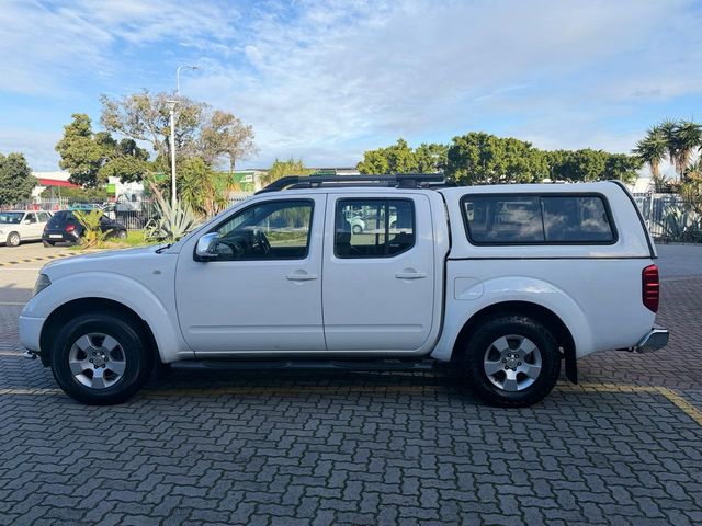 2010 Nissan Navara 2.5 dCi Double-Cab, photo 4
