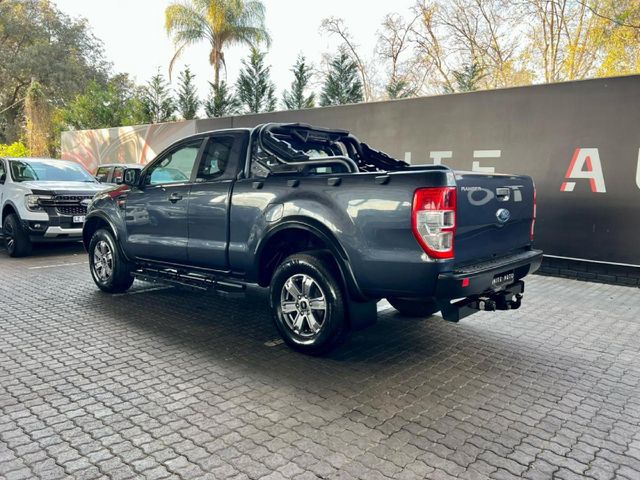 2018 Ford Ranger 2.2 TDCi XL Auto SuperCab, photo 3
