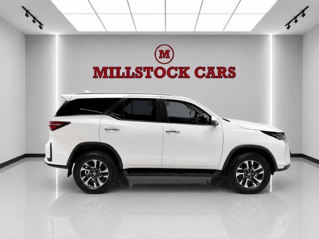 2025 Toyota Fortuner 2.8 GD-6 R/B Auto, photo 5