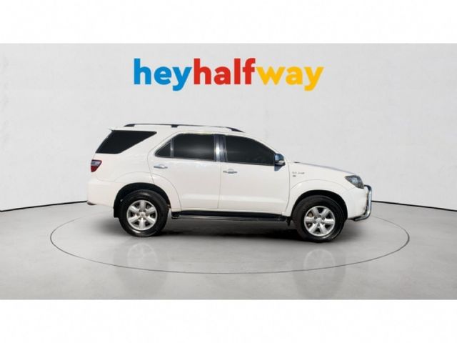 2011 Toyota Fortuner 3.0 D-4D 4x4 Auto, photo 4