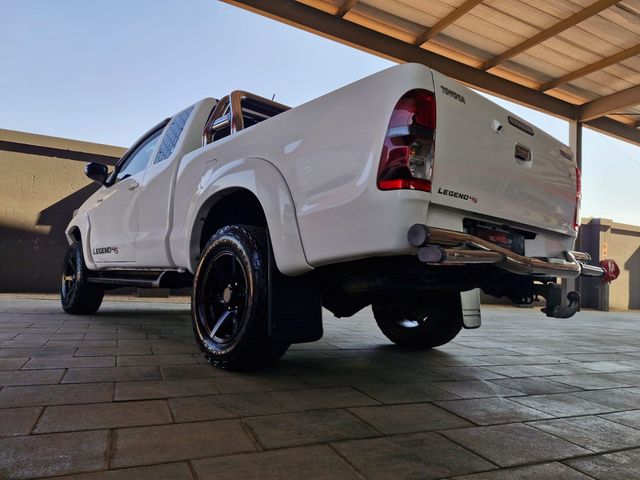 2015 Toyota Hilux 3.0 D-4D Legend 45 Xtra-Cab, photo 5