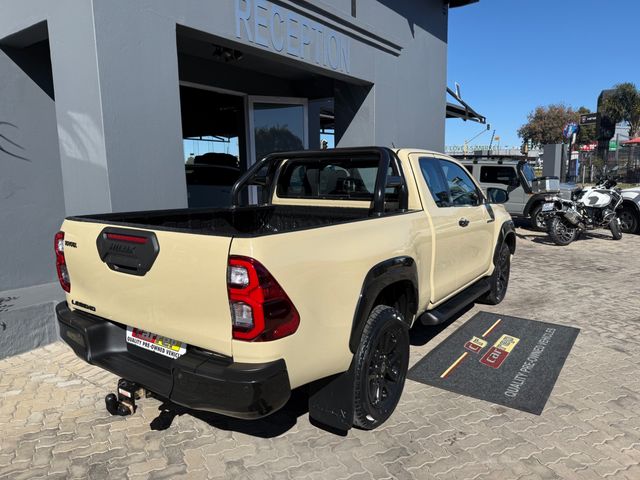 2022 Toyota Hilux 2.8 GD-6 Raised Body Legend Extended Cab, photo 4