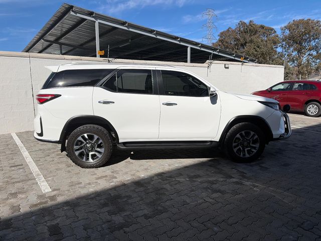 2024 Toyota Fortuner 2.8 GD-6 R/B Auto, photo 2