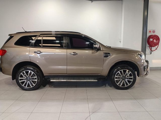 2022 Ford Everest 2.0D Bi-Turbo LTD 4x4 Auto, photo 4
