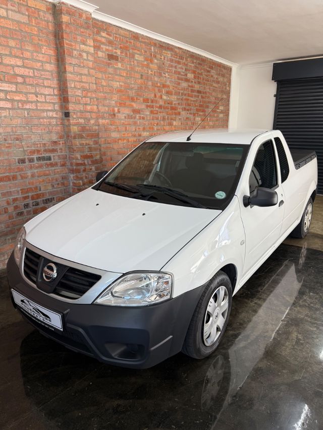 2024 Nissan NP200 1.6 A/C Safety Pack, photo 4
