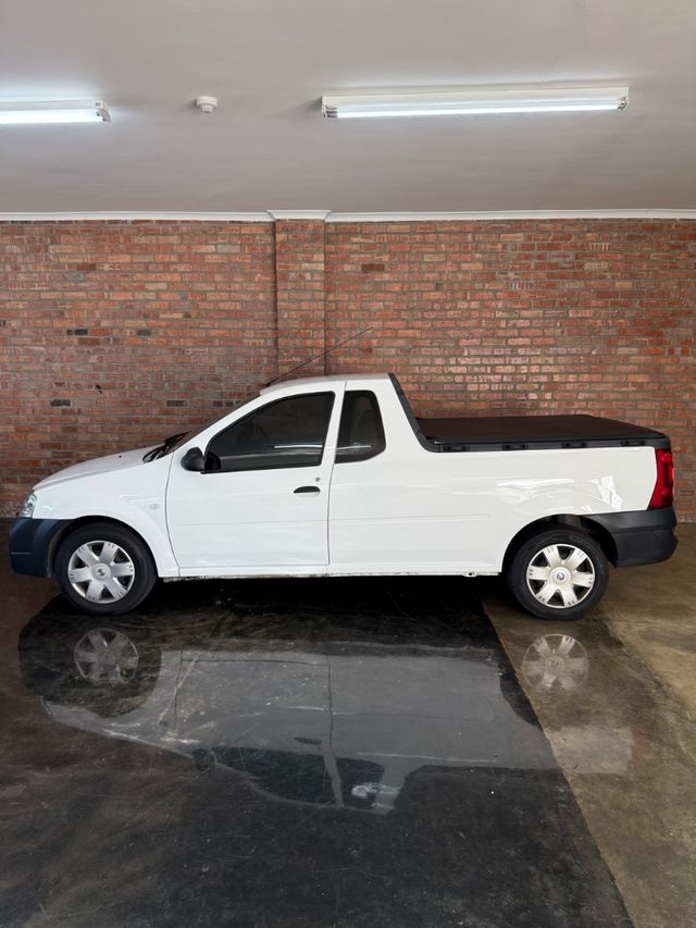 2024 Nissan NP200 1.6 A/C Safety Pack, photo 5