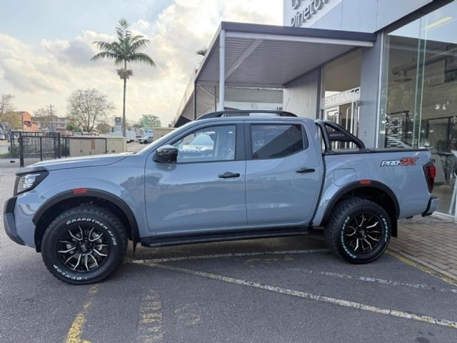 2026 Nissan Navara 2.5 DDTi PRO-2X Auto Double-Cab, photo 2
