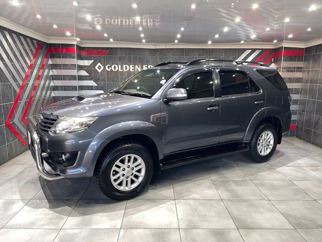 2013 Toyota Fortuner 2.5 D-4D Raised Body Auto