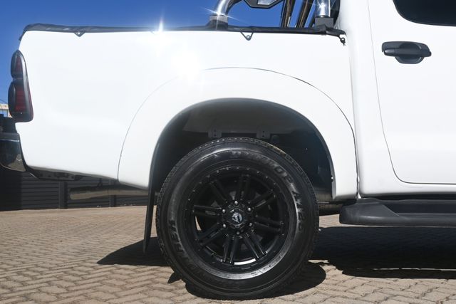 2012 Toyota Hilux 2.5 D-4D SRX 4x4 Double-Cab, photo 5