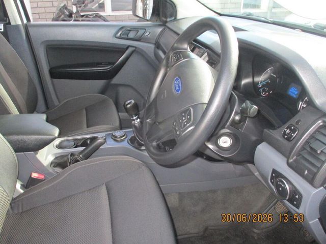 2019 Ford Everest 2.2 TDCi XLS 4x4, photo 4