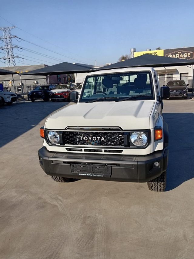 2026 Toyota Land Cruiser 79 2.8 GD-6 Double-Cab
