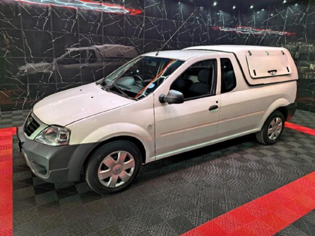 2023 Nissan NP200 1.6 A/C Safety Pack, photo 4