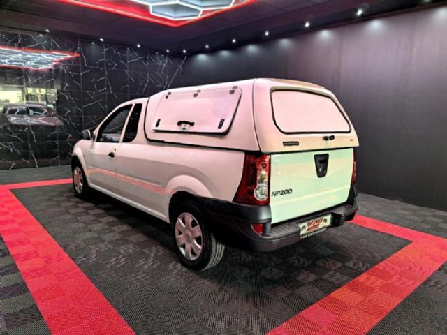 2023 Nissan NP200 1.6 A/C Safety Pack, photo 5