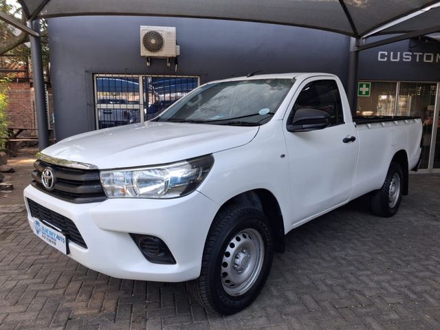 2017 Toyota Hilux Hilux Single Cab SC 2.4GD6 4x4 SR MT
