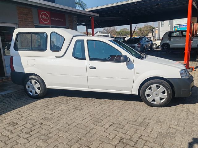 2023 Nissan NP200 1.6 A/C Safety Pack, photo 2