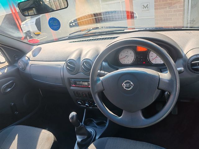 2023 Nissan NP200 1.6 A/C Safety Pack, photo 5