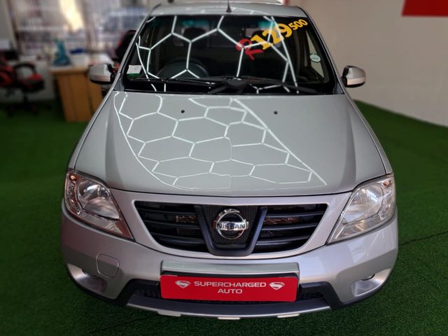 2015 Nissan NP200 1.6 SE, photo 2