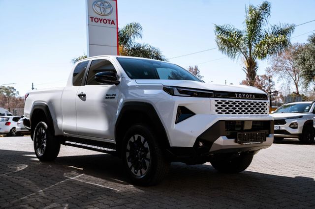 2026 Toyota Hilux 2.8 GD-6 RB Raider X Auto Extended Cab, photo 2